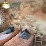 Frontline 公寓 丰希罗拉