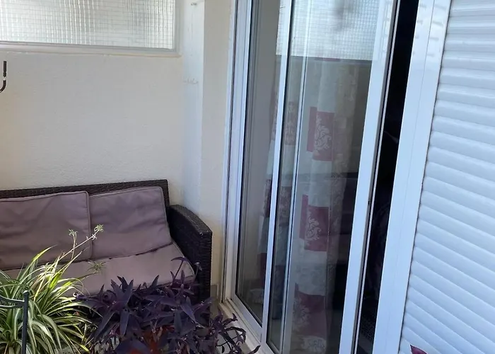 Frontline Apartamento *