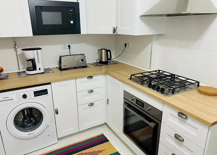 Frontline * Fuengirola